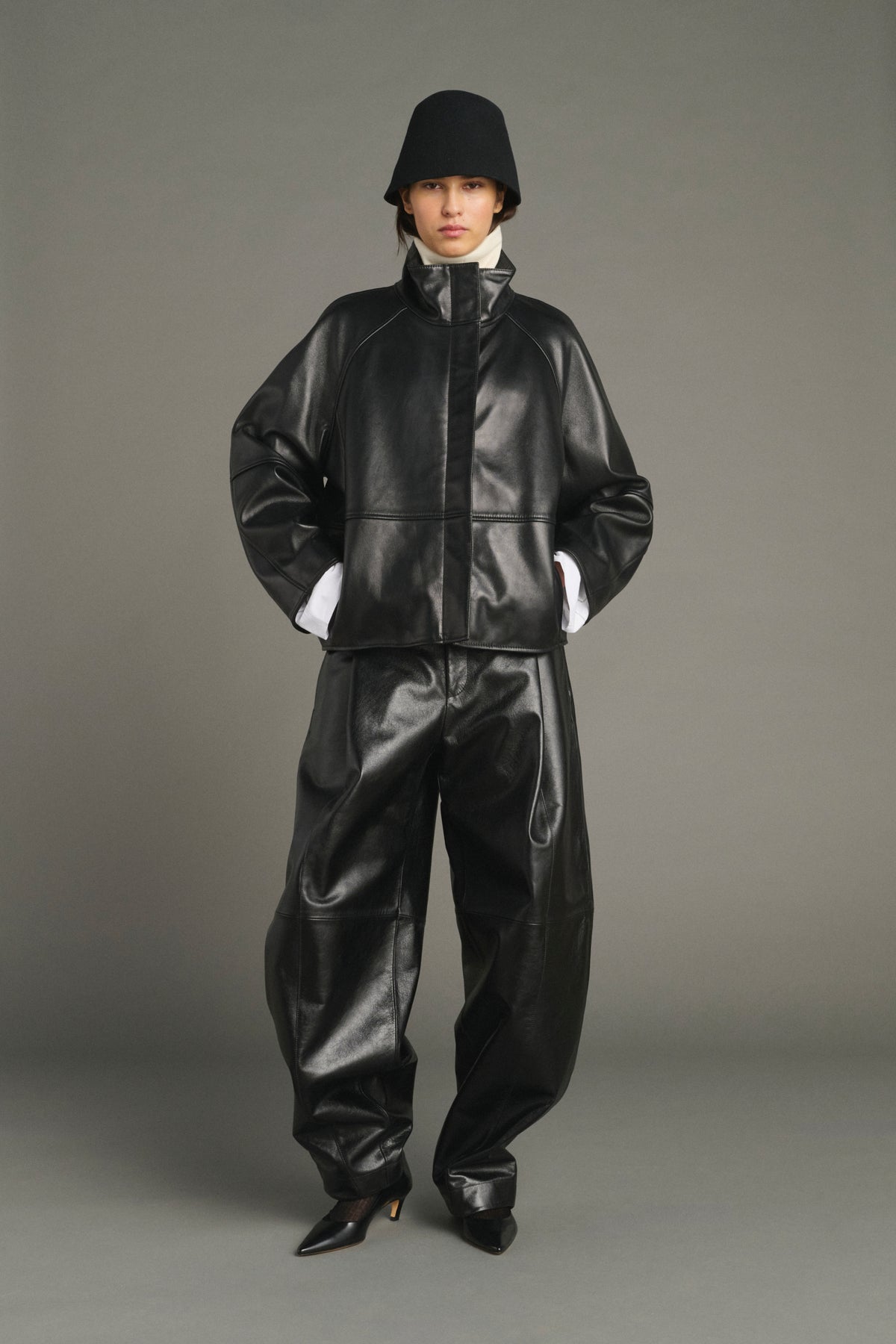 Chaqueta Gamma - Negro cuero oversize mujer - Soeur
