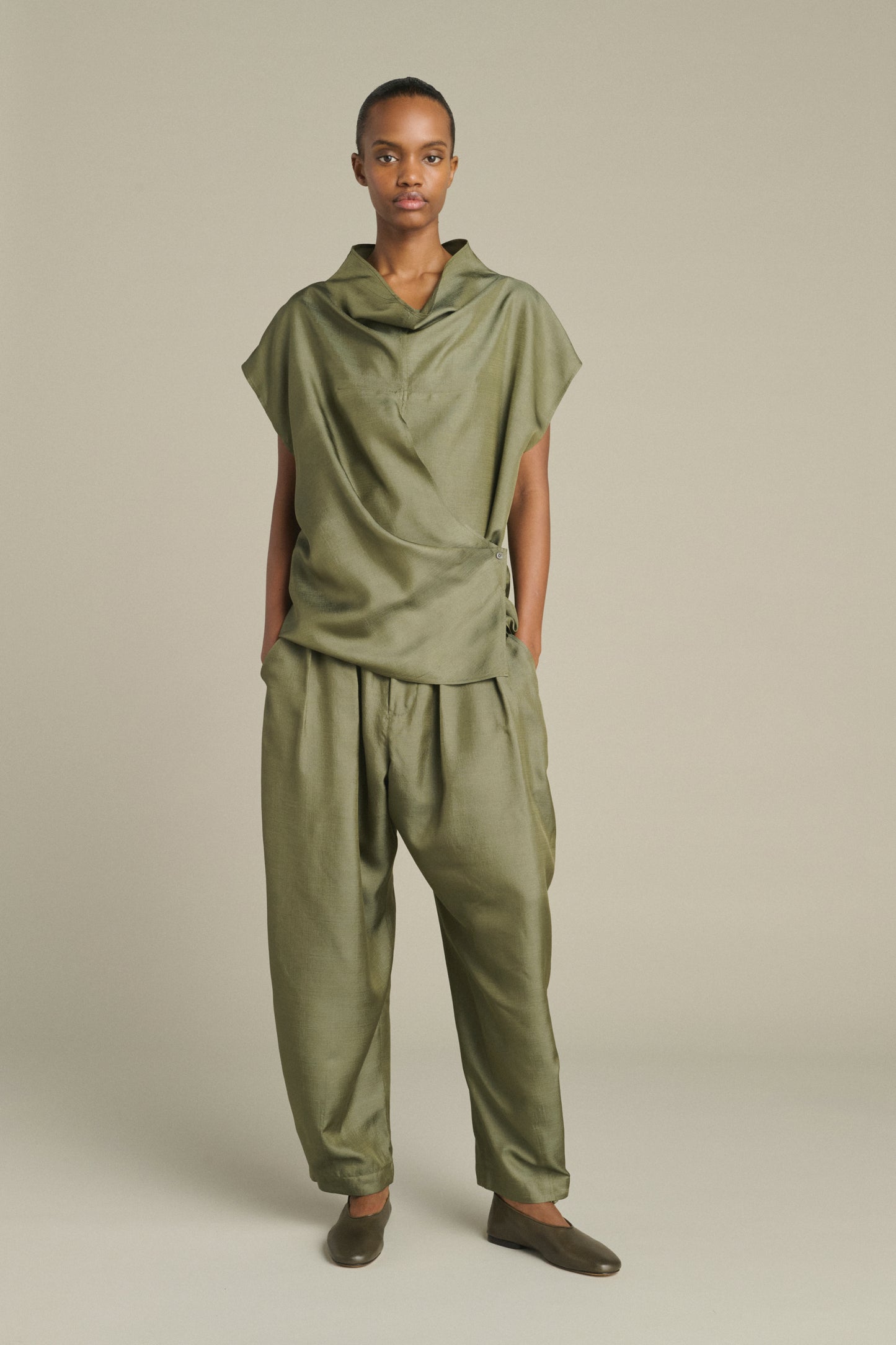 Blusa Kora - Verde grisáceo - Seda - Mujer