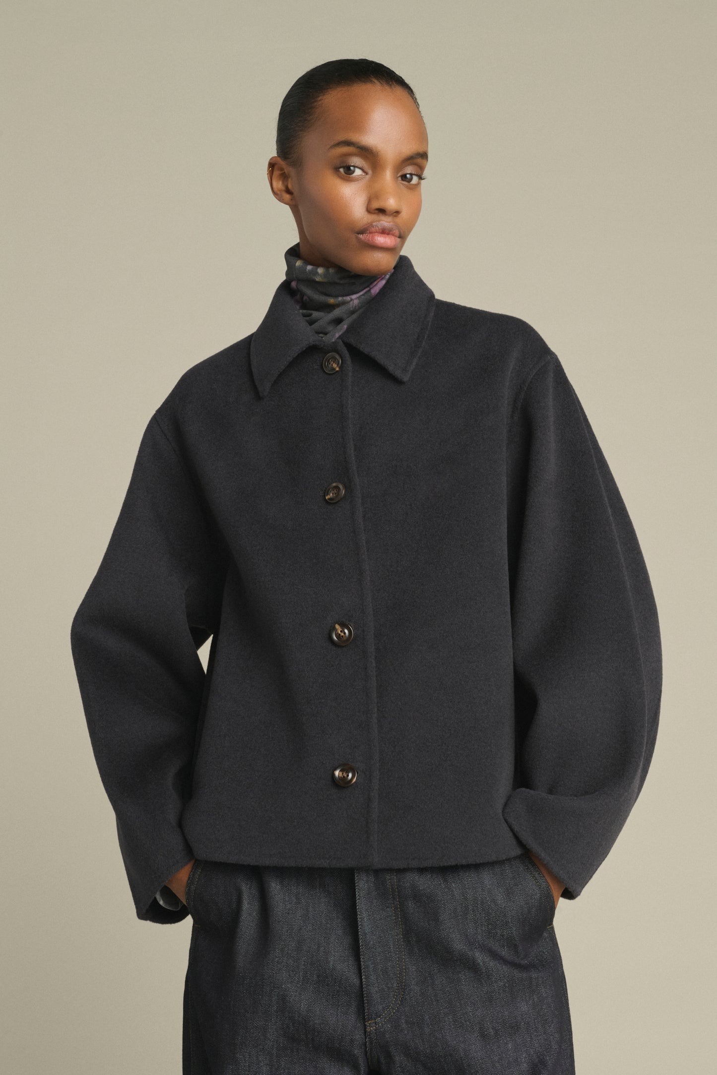 Abrigo Gyoda - Carbón - Lana - Mujer