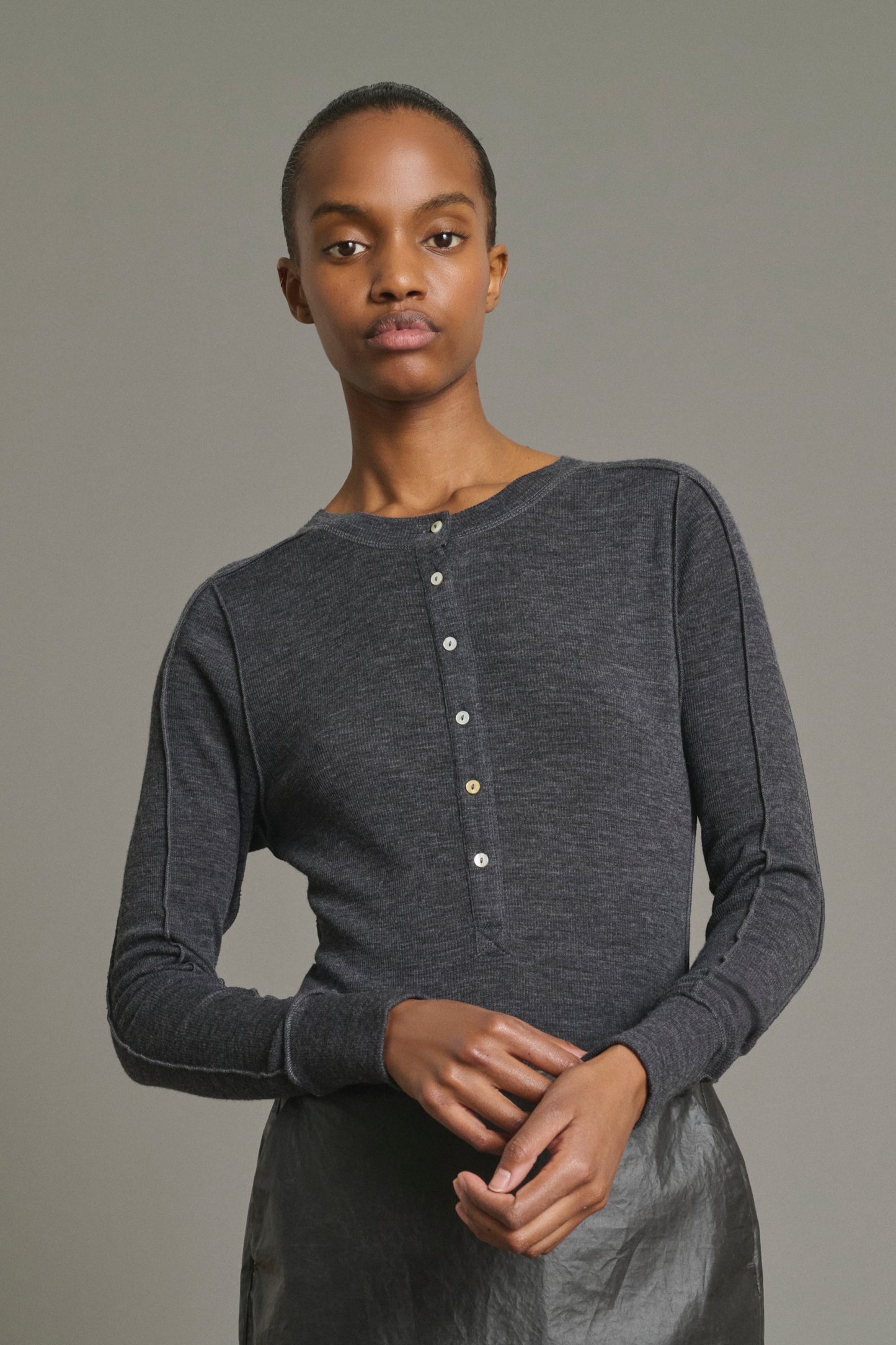 Camiseta Laos - Gris Antracita - Lana - Mujer