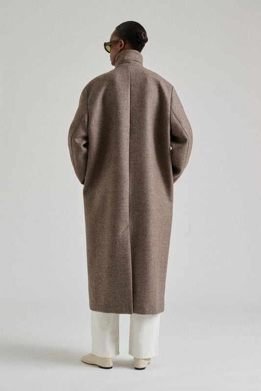 Abrigo Germain - lana de espiga color topo, corte oversize - Soeur
