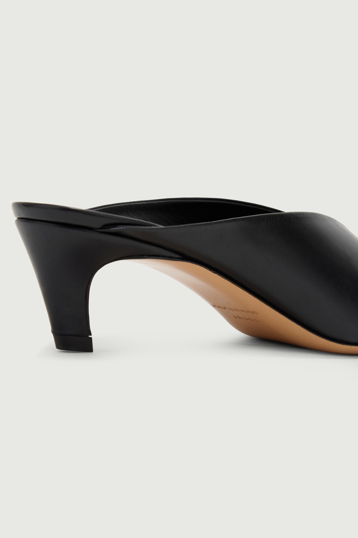 Mules Amalie - Negro Cuero con Tacón - Soeur vue 6